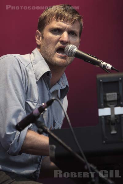 COLD WAR KIDS - 2007-08-25 - SAINT CLOUD - Domaine National - Grande Scene - 